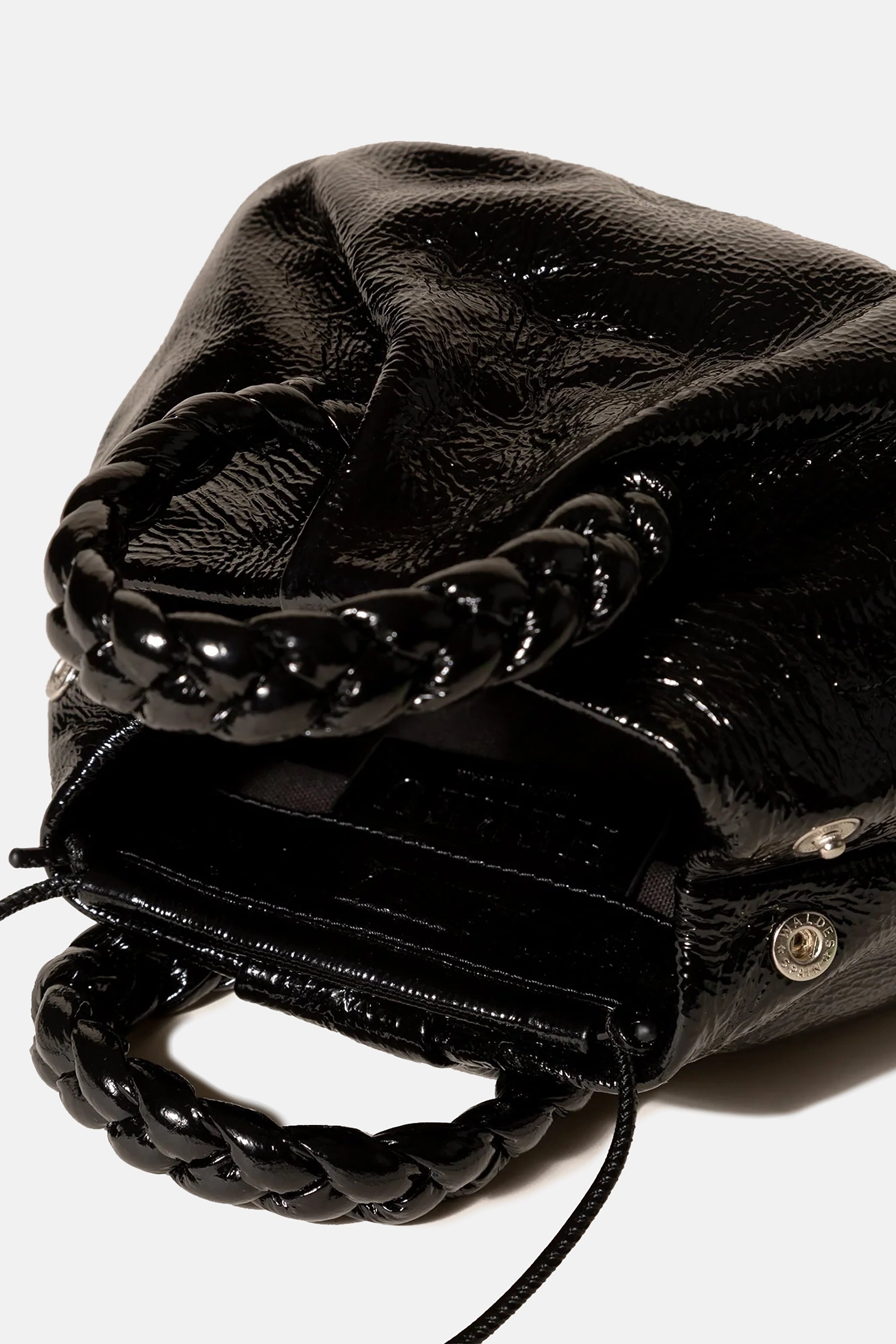 Black Crinkled Glossy Bombon