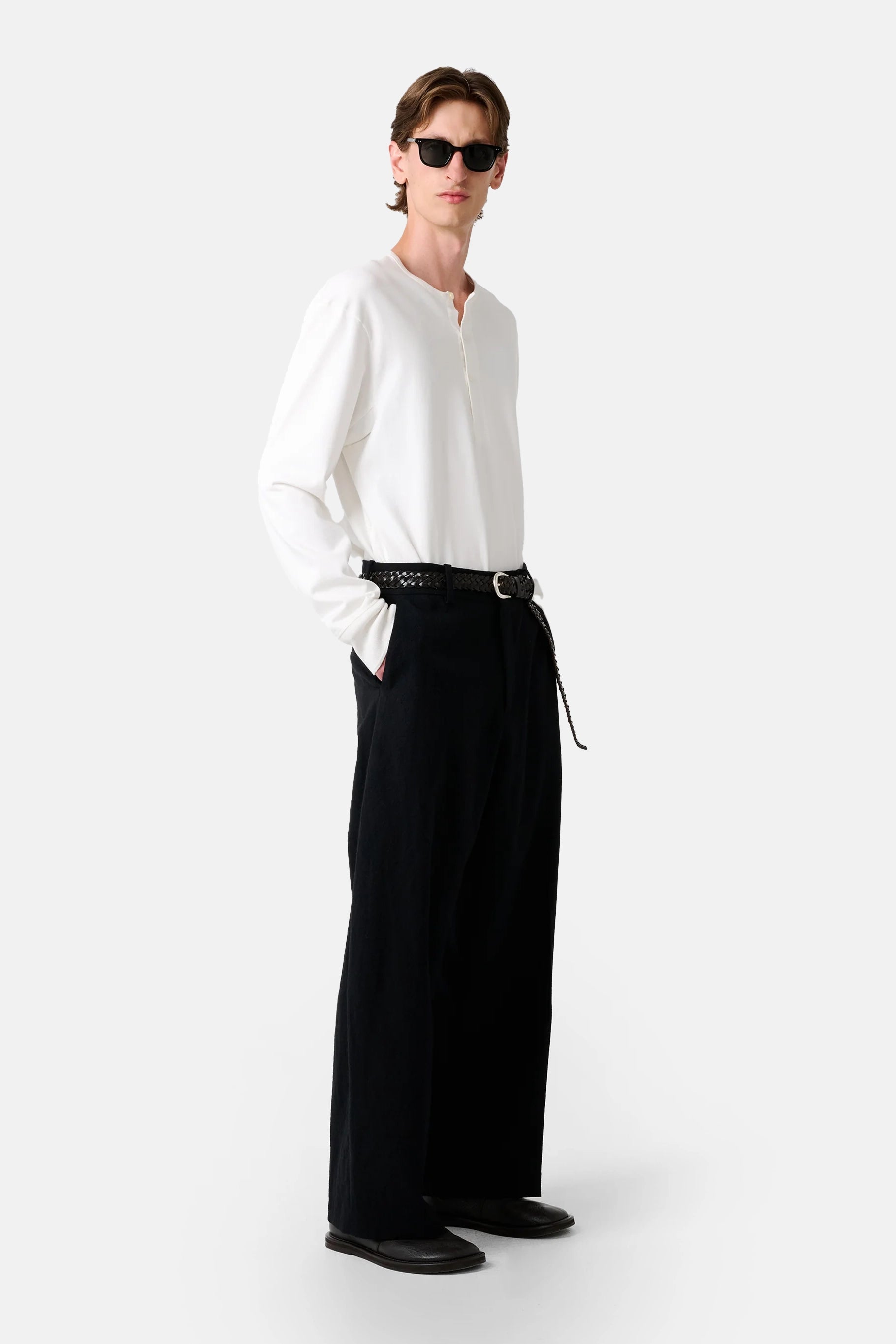 Black Fume Curved Pant