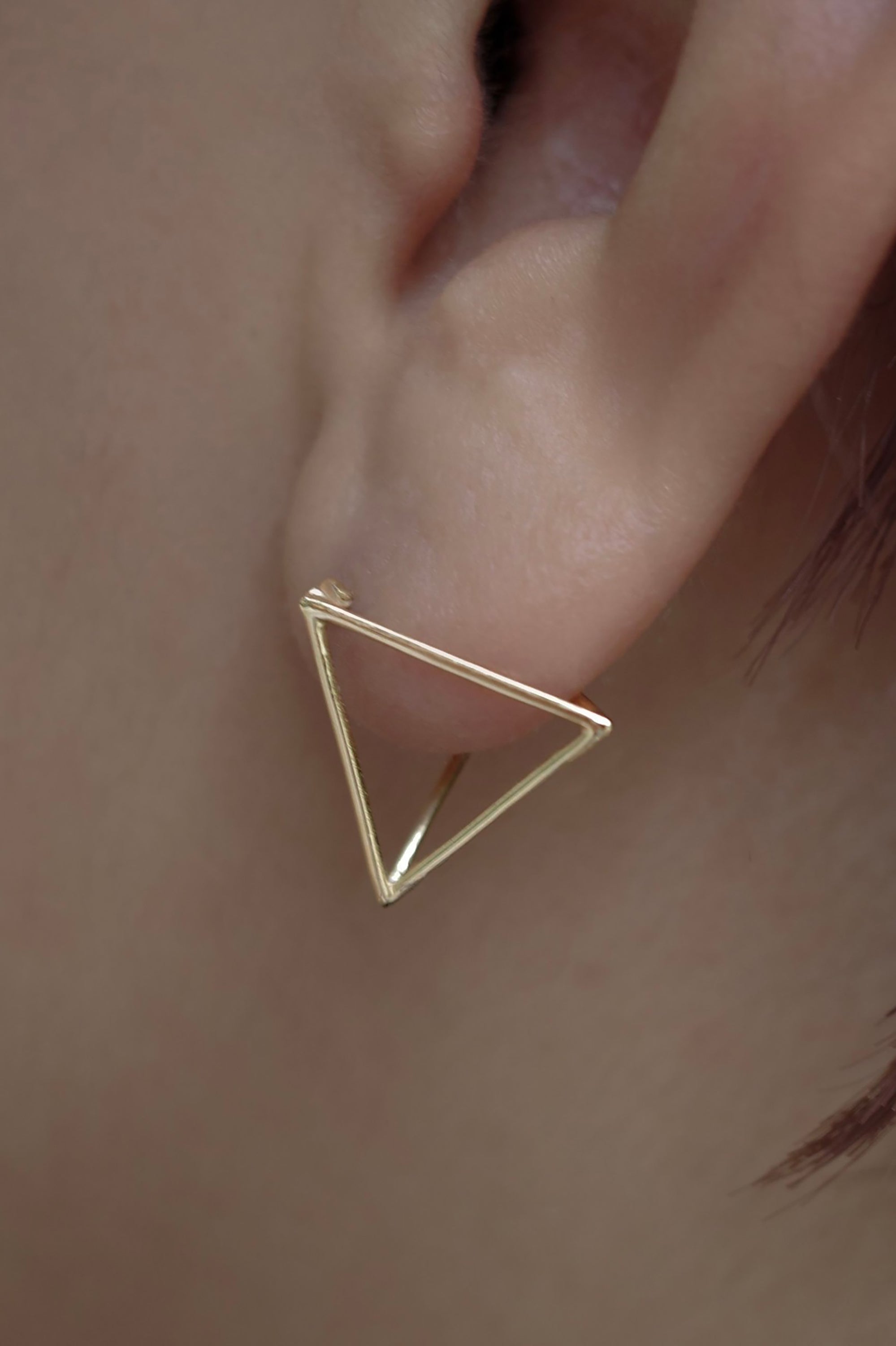 Gold 3D Triangle Earring 15