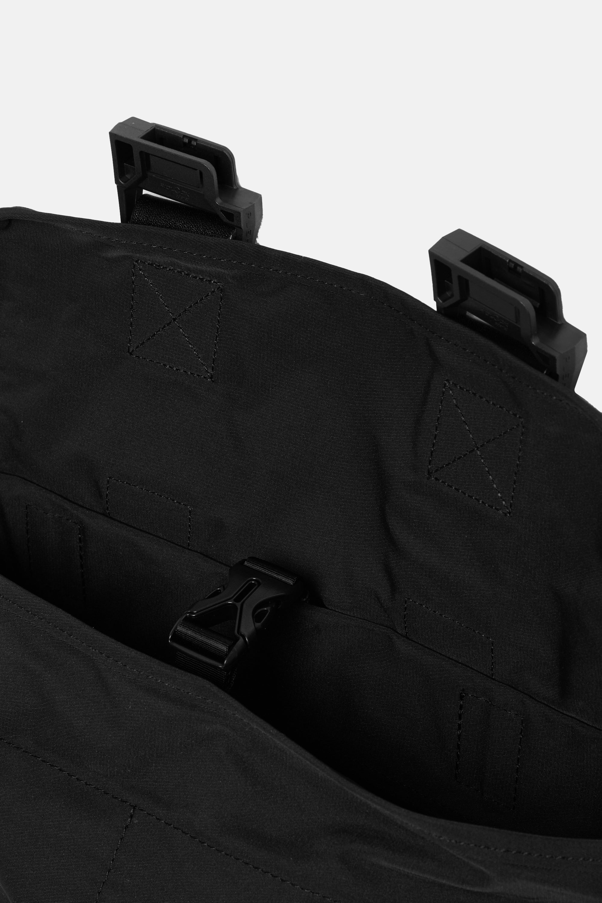 Black Gabardine Messenger Bag S