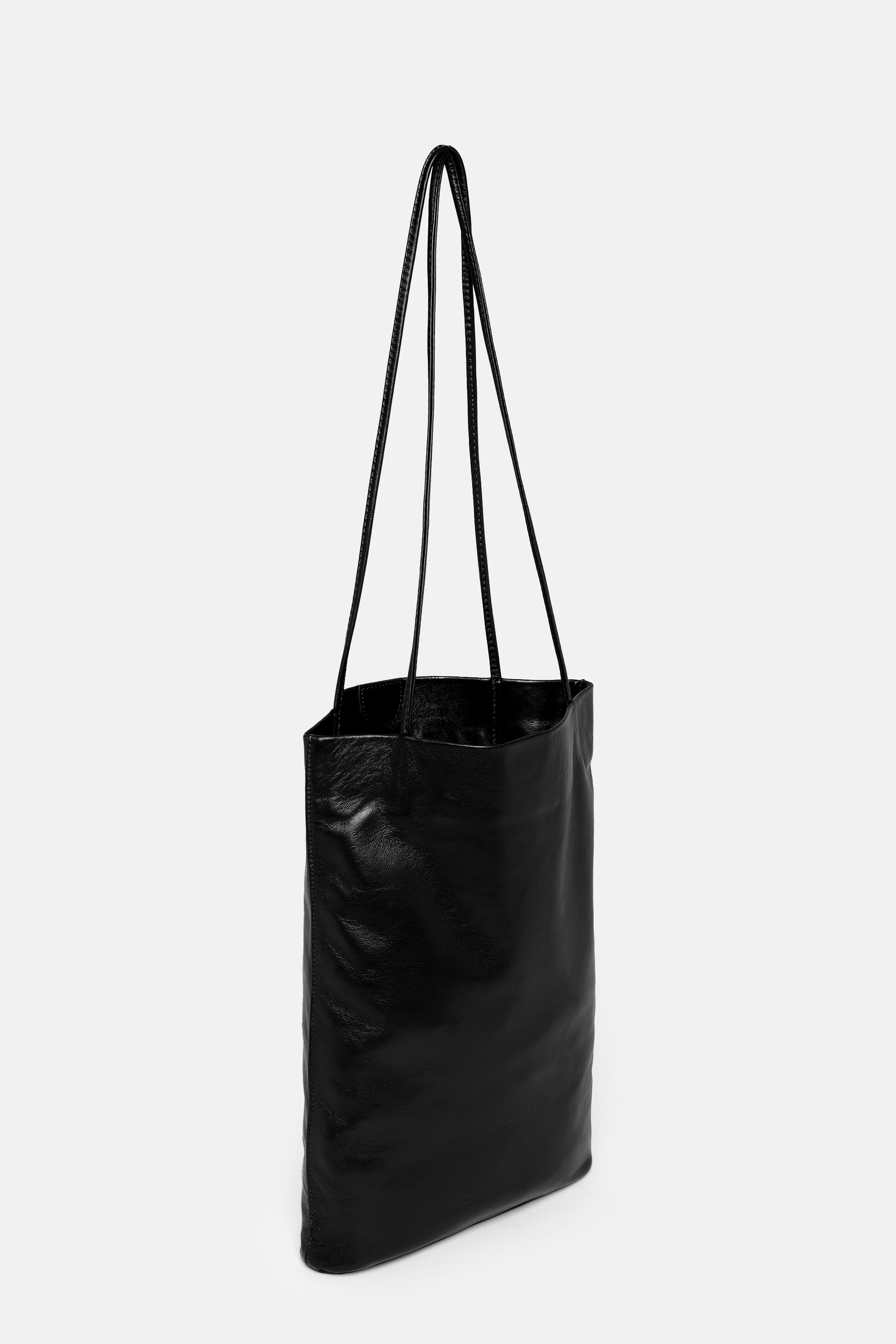 Black Narrow Oval Tote