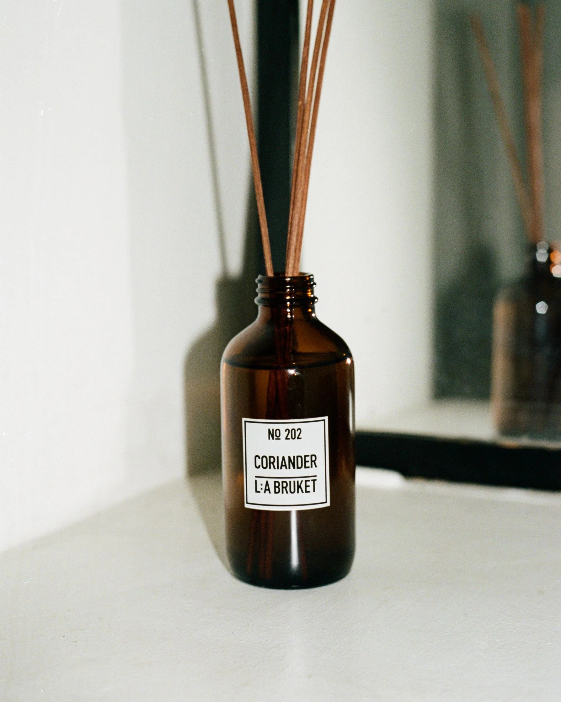 L:a Bruket 202 Room Diffuser Coriander Avart Avart