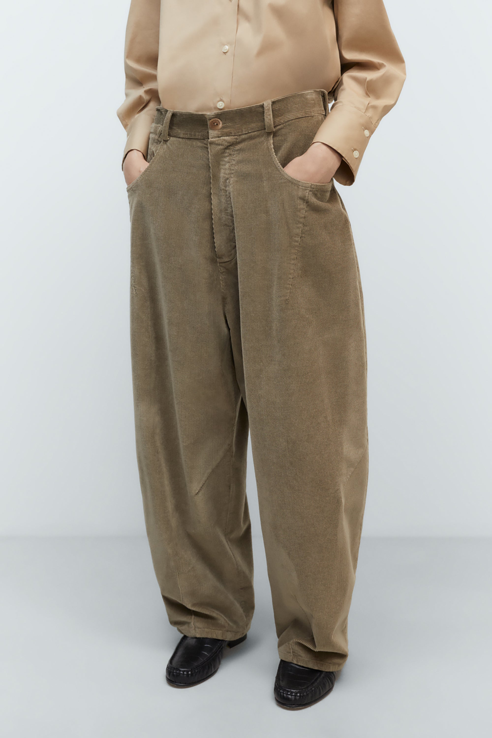Sage Corduroy Baggy Pants
