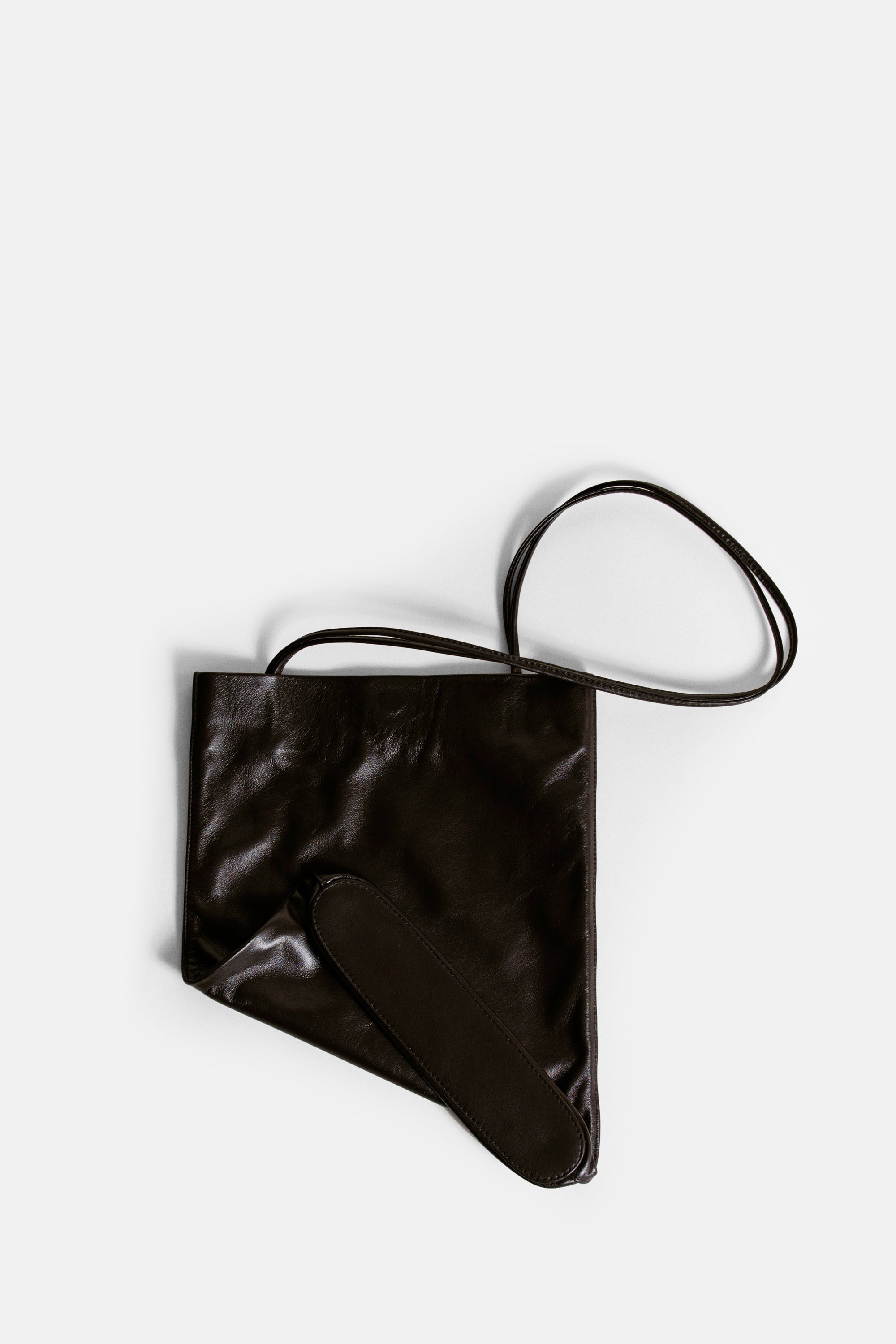 Braun Narrow Oval Tote