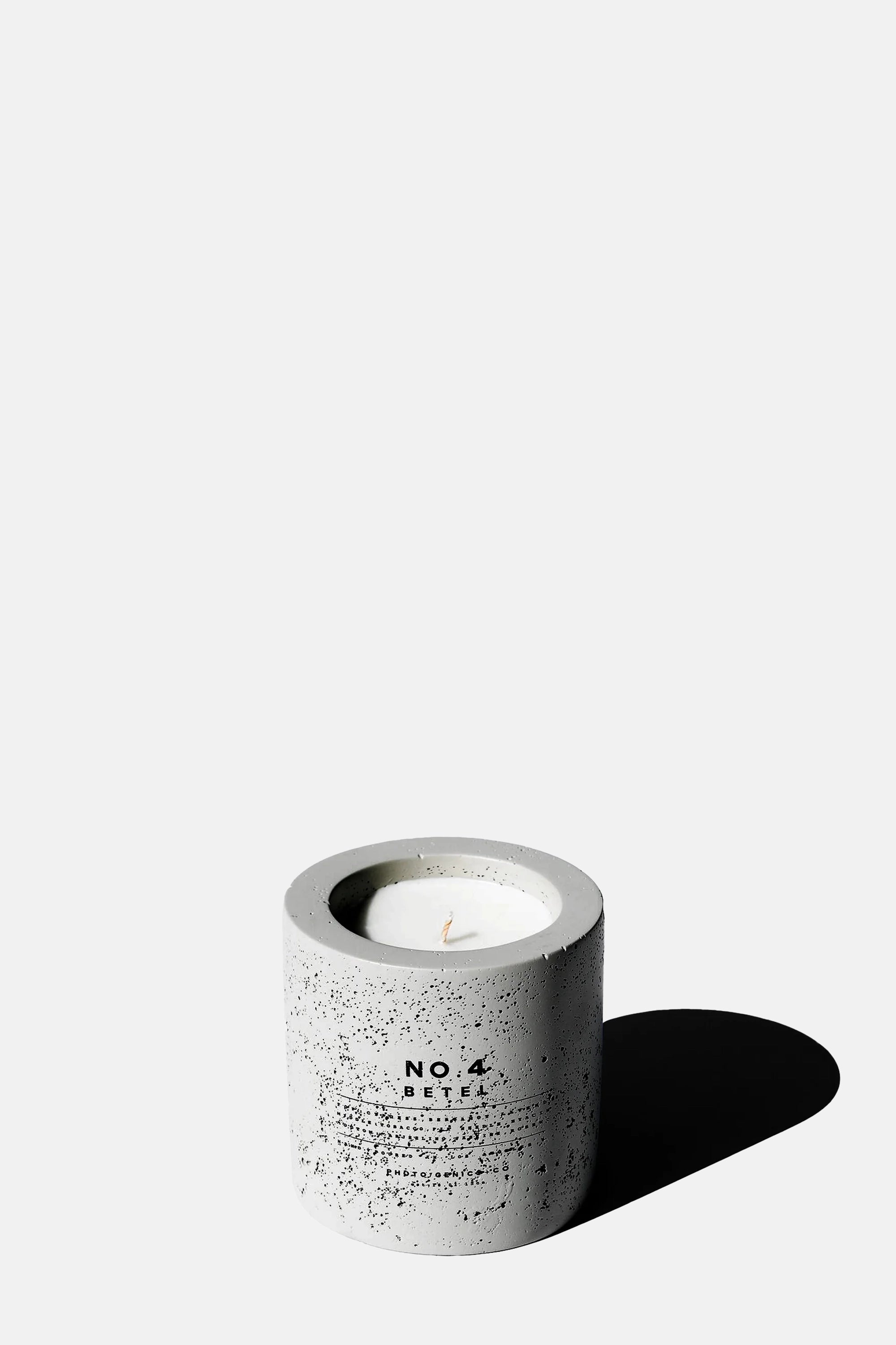 Betel Concrete Candles