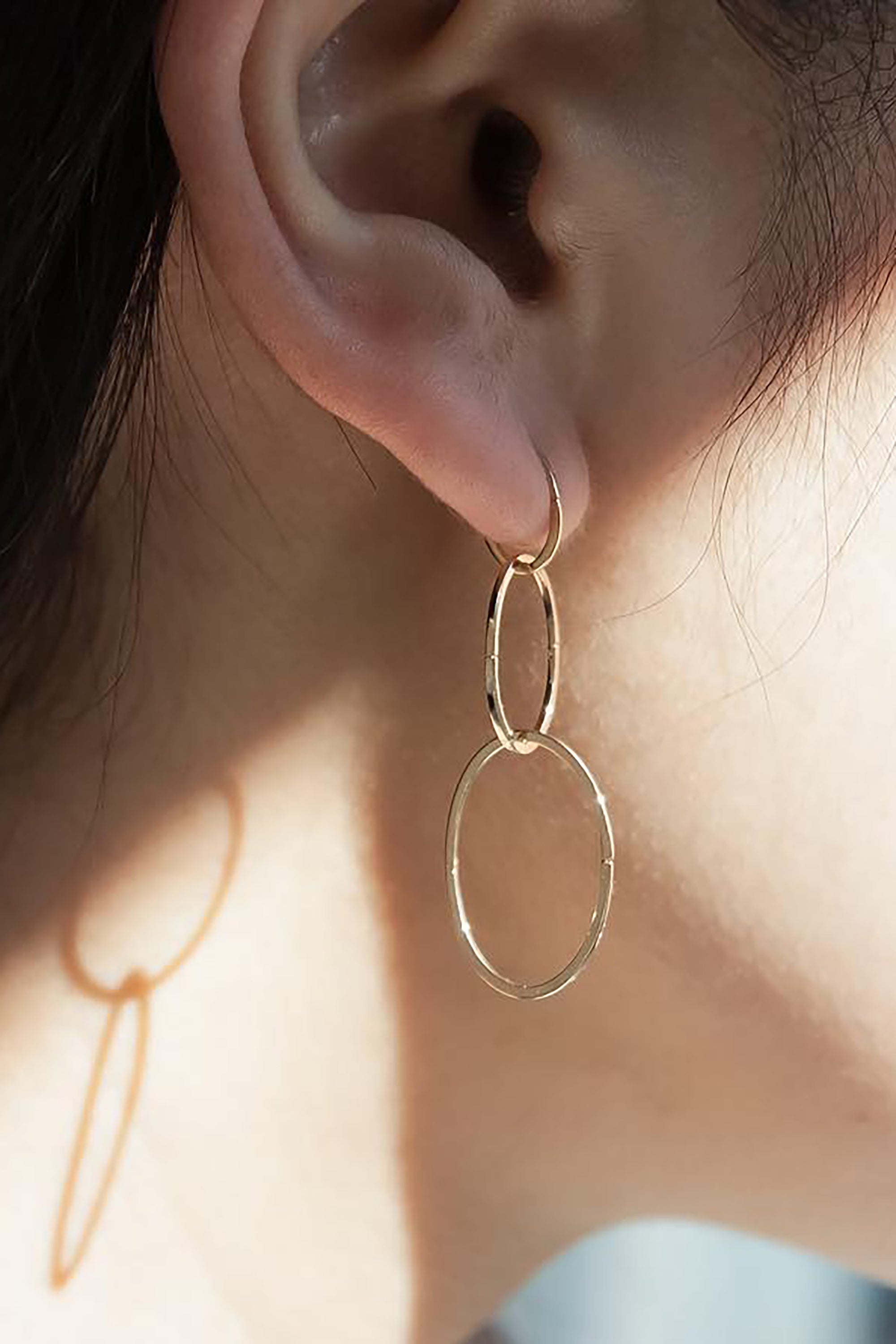 Gold Form Earring 20(01)