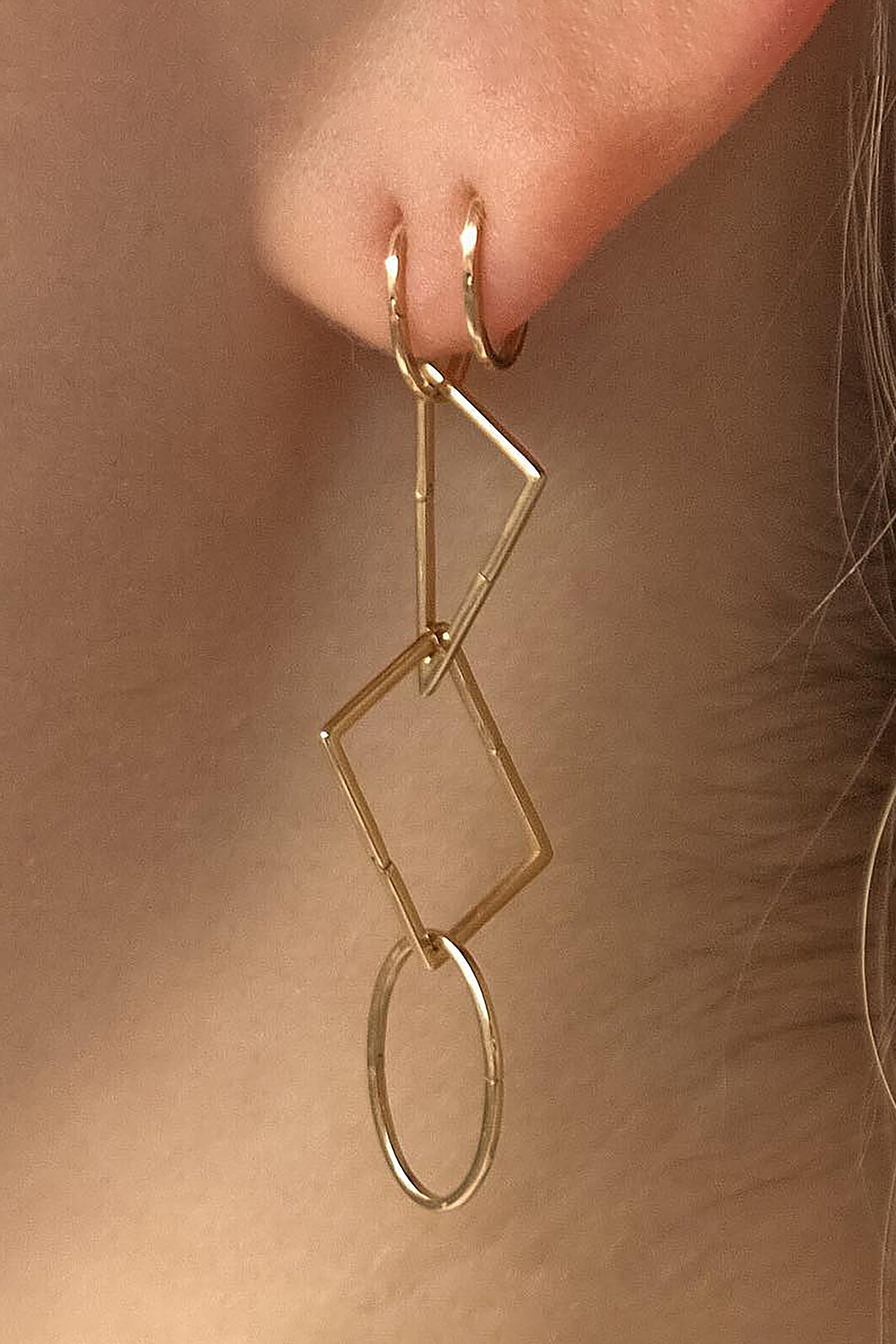 Gold Form Earring 20(03)