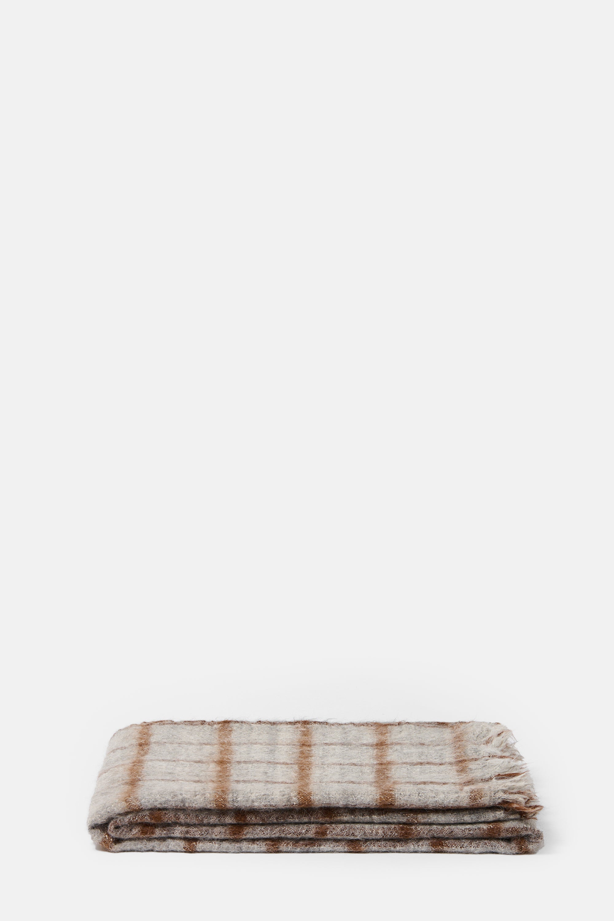 Checks Throw Plaid With Fringes