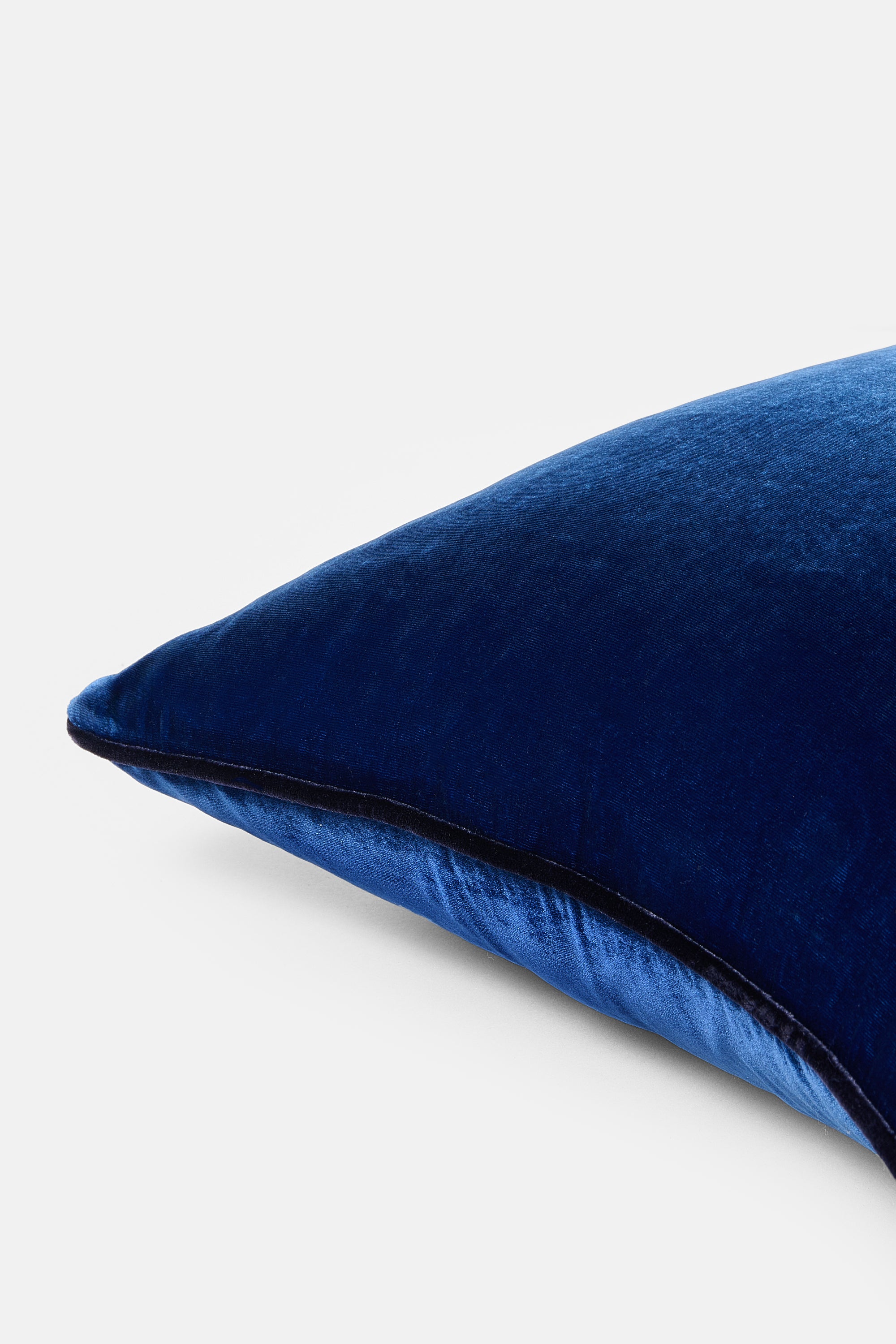 Velvet Kanpur Cushion